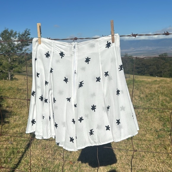 Posh Pua Holoholo Hawaii High waist Flowy Beach shorts Black White Small - Picture 5 of 6